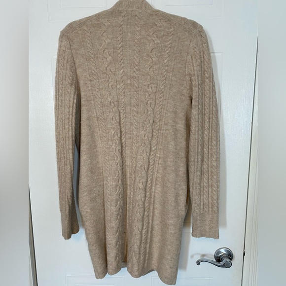 Tan beige Banana Republic cable knit cardigan. - Picture 3 of 3